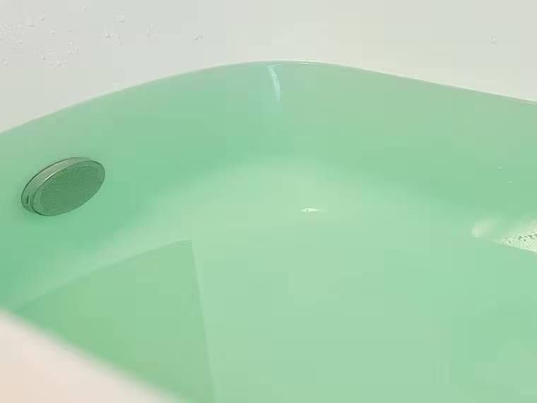 お湯をはった浴槽