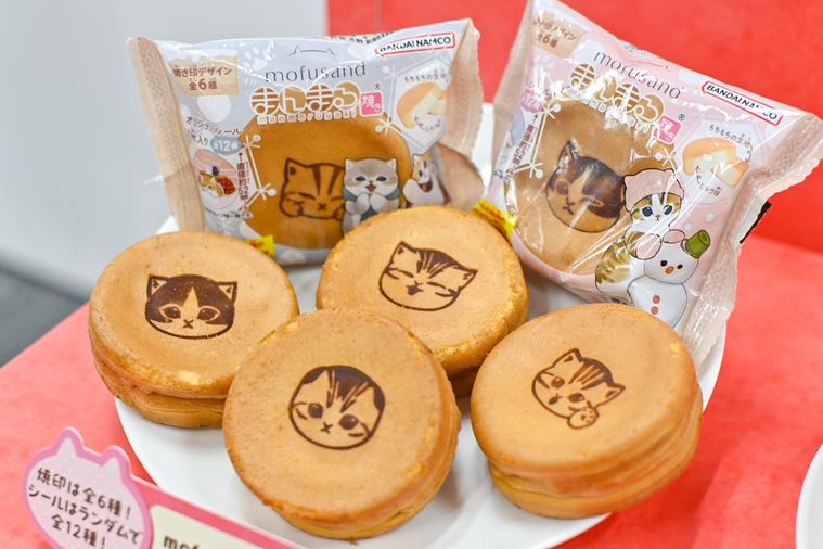 ねこの焼き印をしたスイーツのアップ