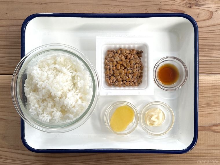 ごはん、納豆、たくあんなど