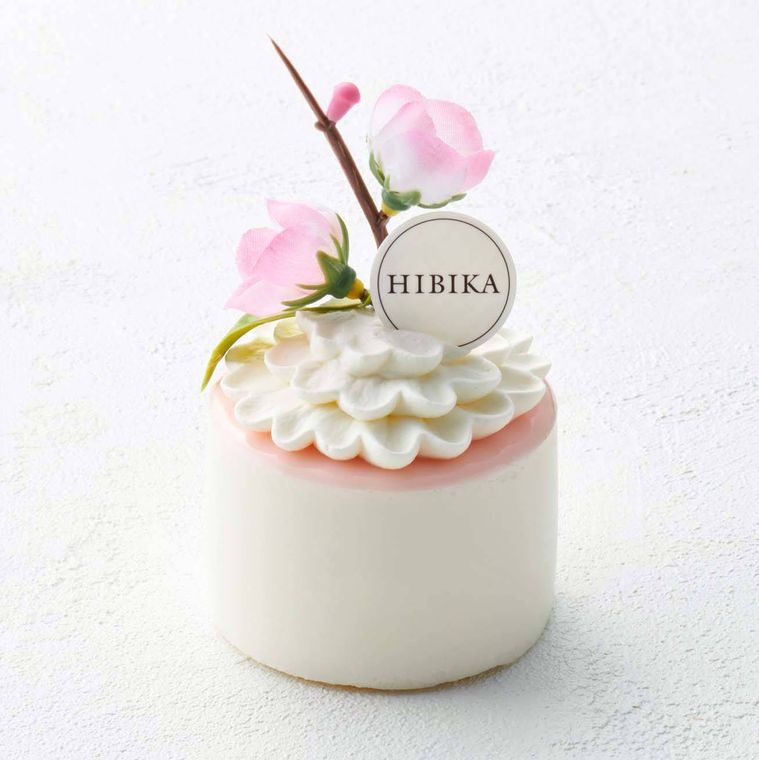 桃の節句苺とフロマージュ