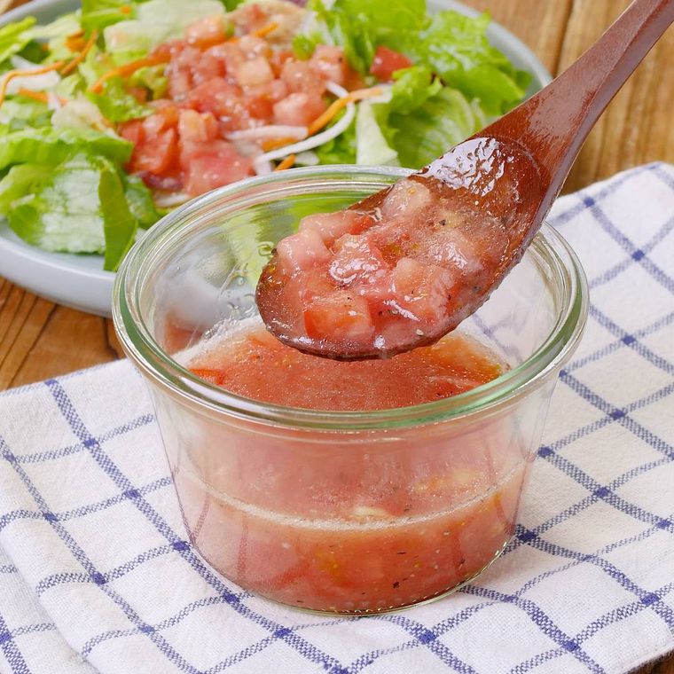 トマト1個使い切りトマトドレッシング