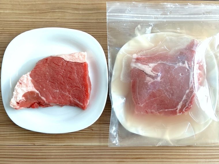 生の牛肉と、大根おろしの汁に浸けた牛肉