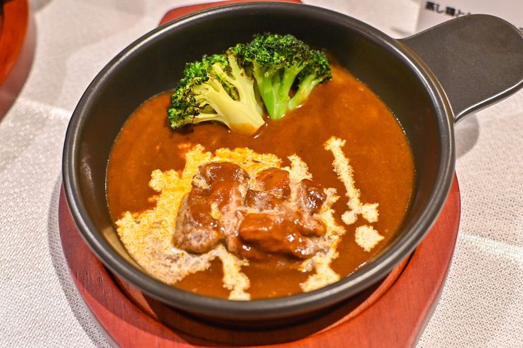 ミニビーフシチューのアップ