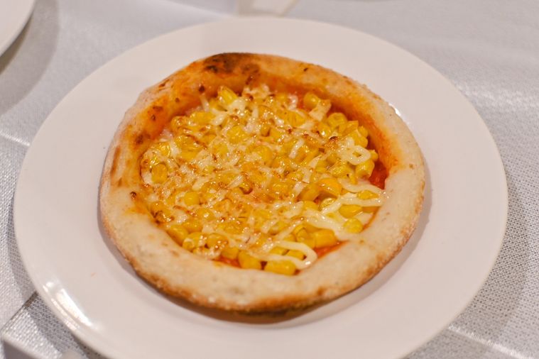 小さいマヨコーンピザアップ