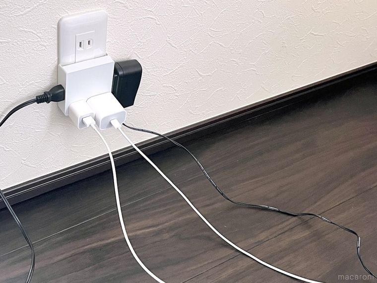 コンセントに差した電源タップ