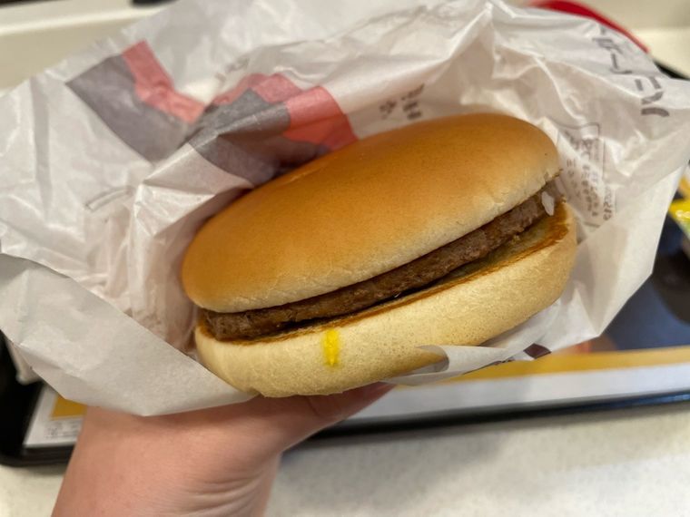 マクドナルドで注文したハンバーガー