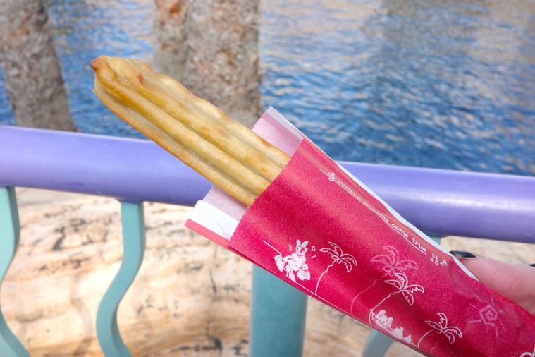 デミグラス・チュロスポテト