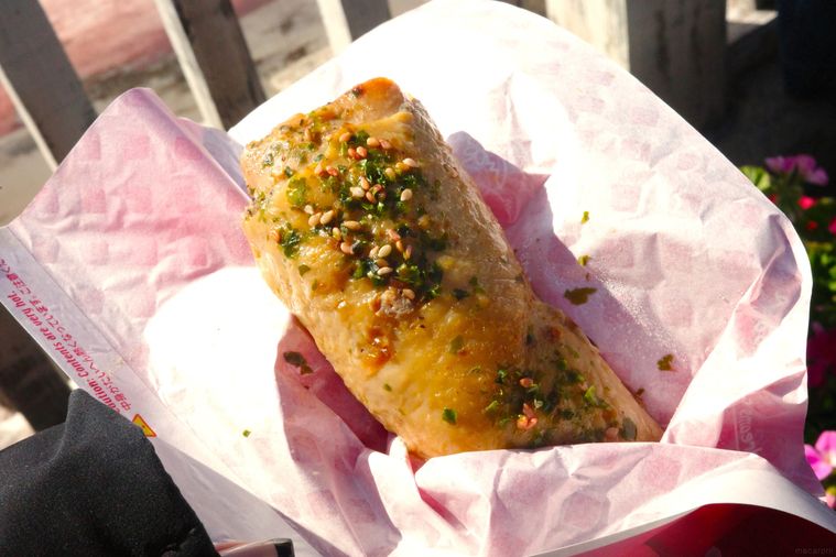 ブラックペッパーてりやきチキンロール