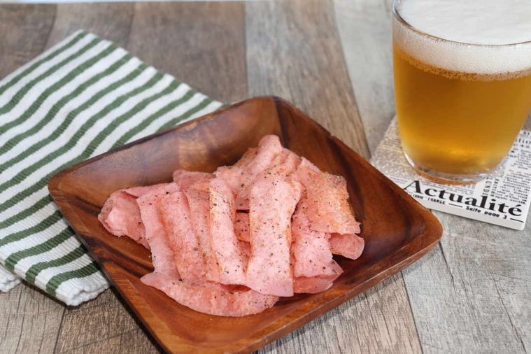 魚肉ソーセージジャーキーとビール