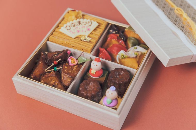 蜜芋尽くしのスイーツお重箱ひなまつり