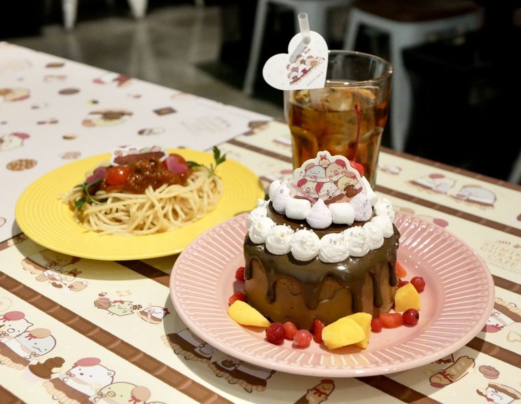 喫茶すみっコのケーキセット