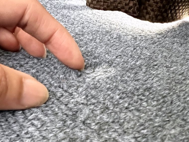 カーペットのへこみ