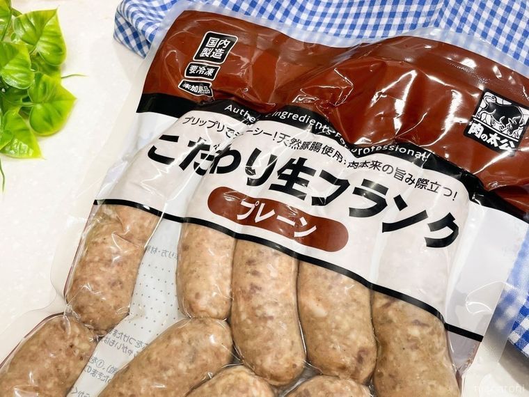 業務スーパー「こだわり生フランク」のパッケージ