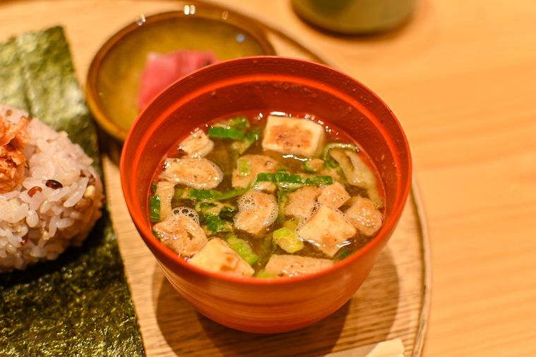 みそ汁のアップ