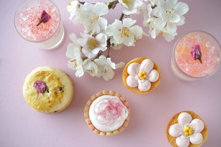 ホテル椿山荘東京「桜アフタヌーンティー」のスイーツイメージ