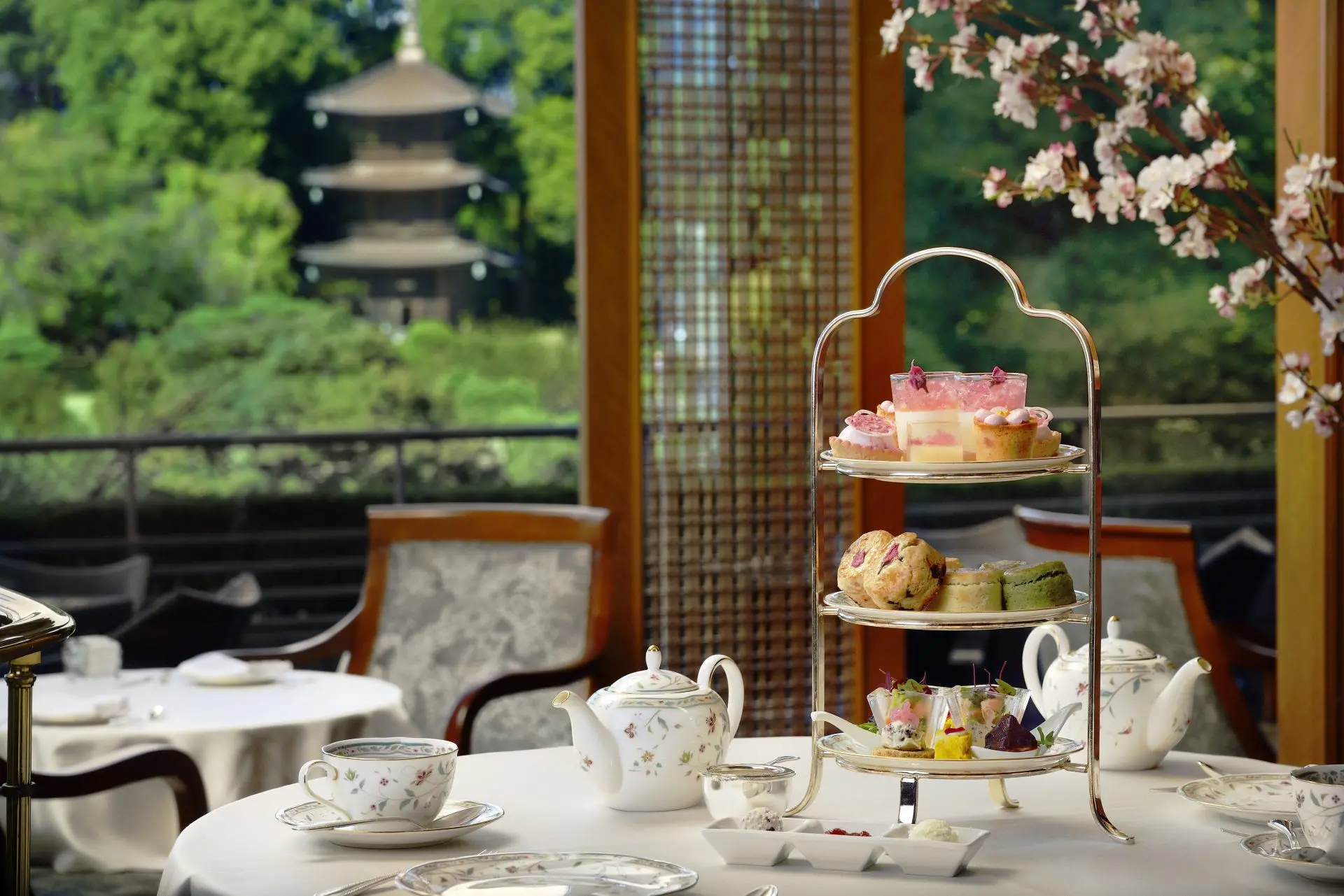 2025年ホテルの「桜アフタヌーンティー」20選！東京や関西のこの春行く