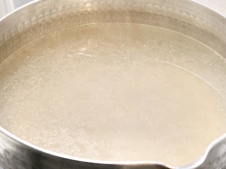 脂が浮いた湯
