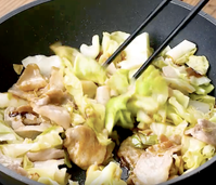 【作り方】豚肉とキャベツのオイスターソース炒め