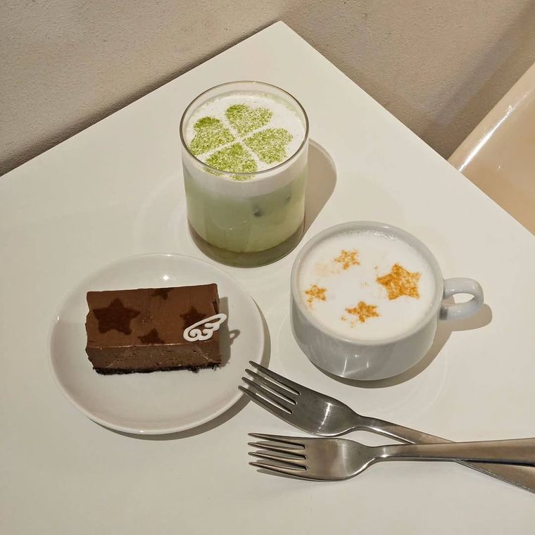 ance CafeBalのエンジェルコアスイーツスターチーズケーキ