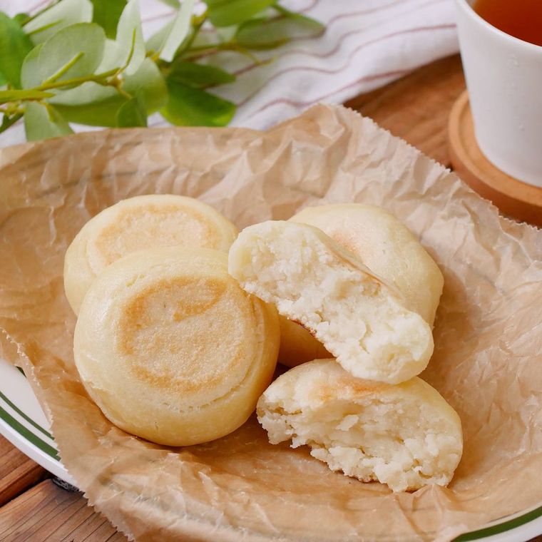 器に盛られた米粉パン