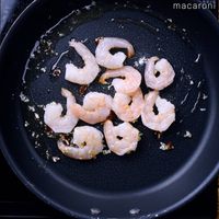 作り方 エビとブロッコリーのガーリックパスタ