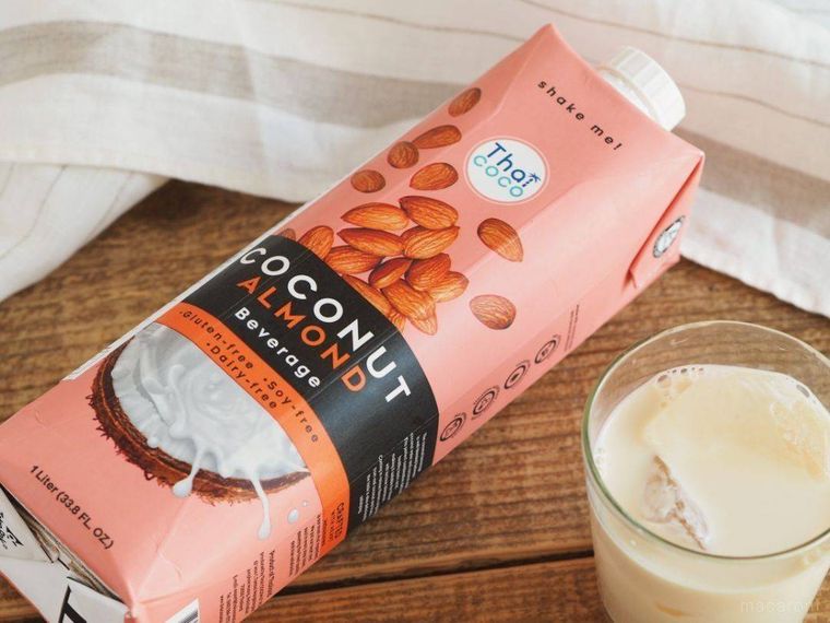 業務スーパーココナッツアーモンドミルクのパッケージ