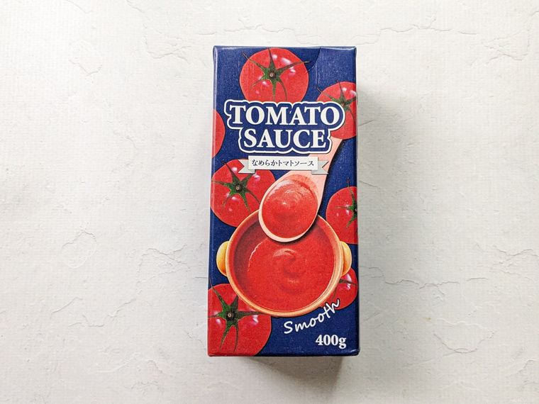 業務スーパーなめらかトマトソースのパッケージ
