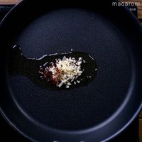 作り方 ごま油で作るペペロンチーノ