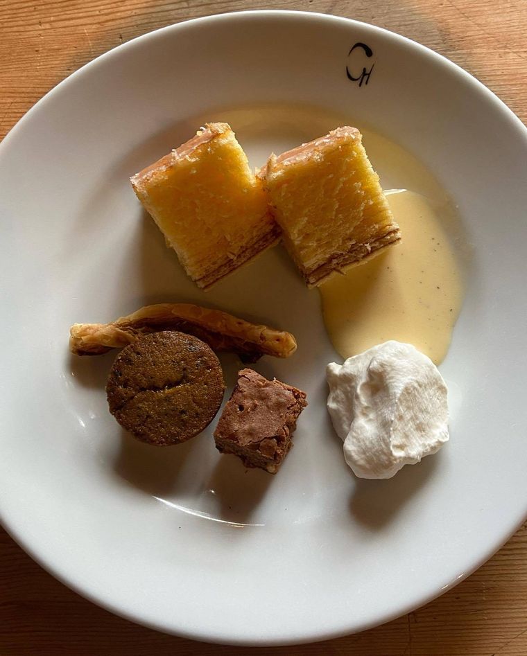 クラブハリエ守山玻璃絵館の焼き菓子