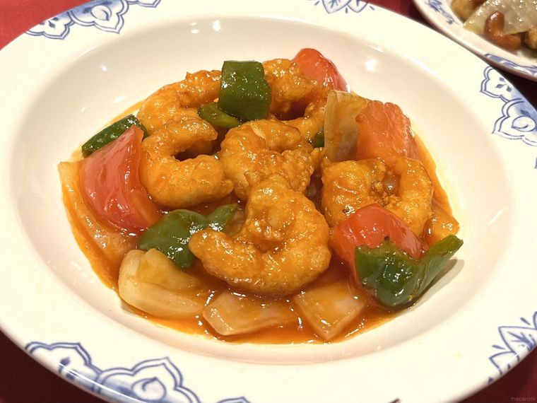 海老と野菜が盛られた「海老の甘酢台北炒め」