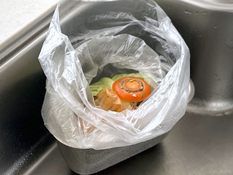 生ごみが入ったポリ袋