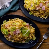 【作り方】キャベツとベーコンのバターしょうゆパスタ