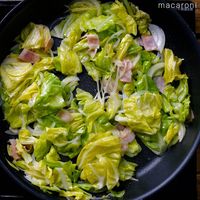【作り方】キャベツとベーコンのバターしょうゆパスタ