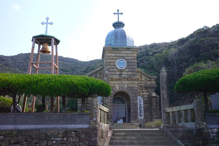 頭ヶ島天主堂の外観