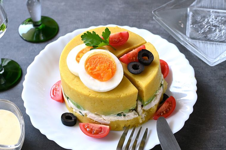 カウサを切り分けた様子