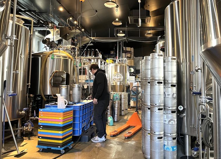 West Coast Brewingの醸造所の様子