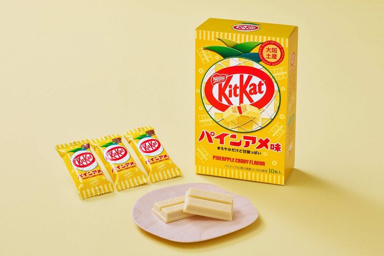 キットカットパインアメ味のパッケージ