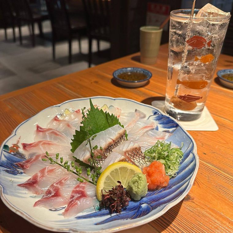 なきざかな 新宿店はなれのメニュー一例