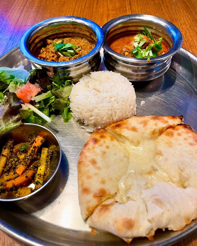 スパイスバザール アチャカナのカレー2種