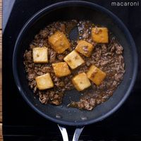 作り方 厚揚げとそぼろの甘辛炒め