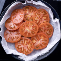 作り方 フライパンでトマトのチーズ焼き