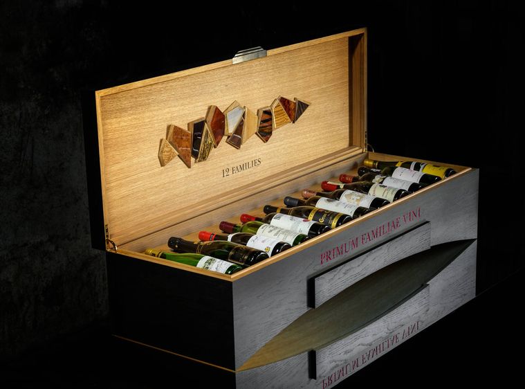 数種類のワイン