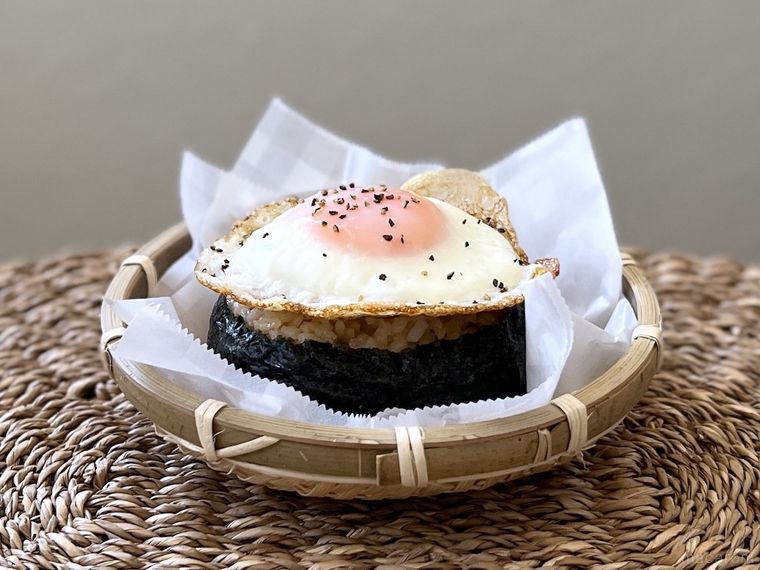 目玉焼きおにぎり