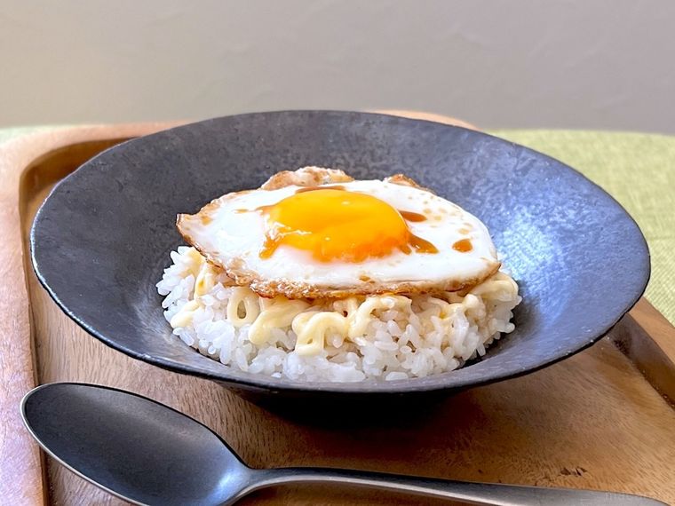 照りマヨ目玉焼き丼
