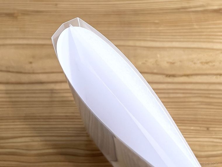 クリアファイルに書類を入れた様子