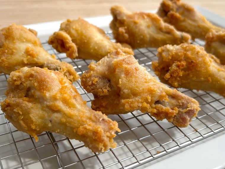 鶏手羽元の唐揚げ