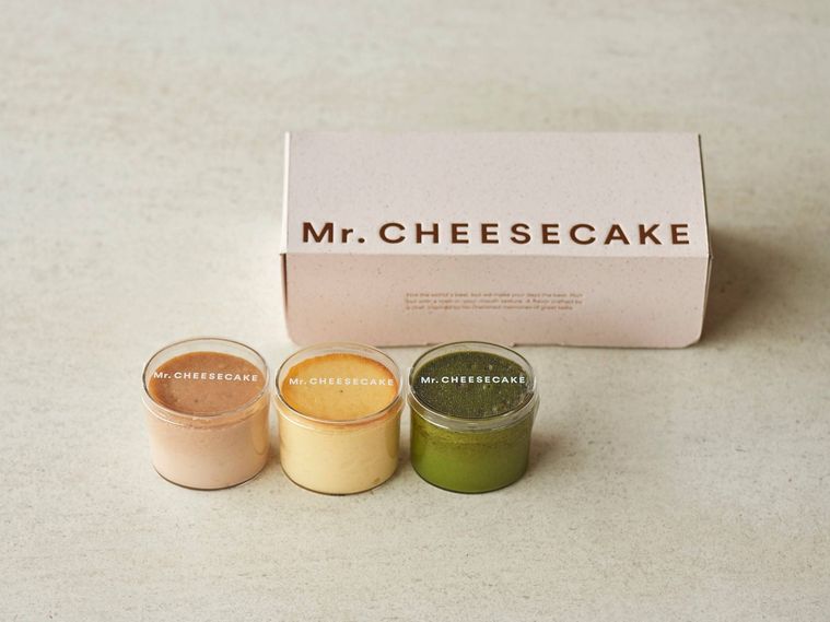 Mr. CHEESECAKEMr. CHEESECAKE Petit Bloom Assortment