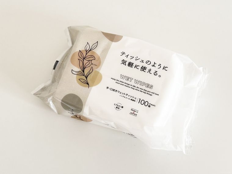 キャンドゥ手・口拭きウェットティッシュのパッケージ