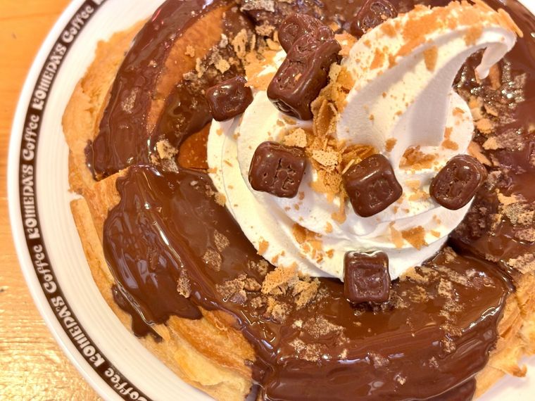 チョコノワール Made with KITKATRの上部分