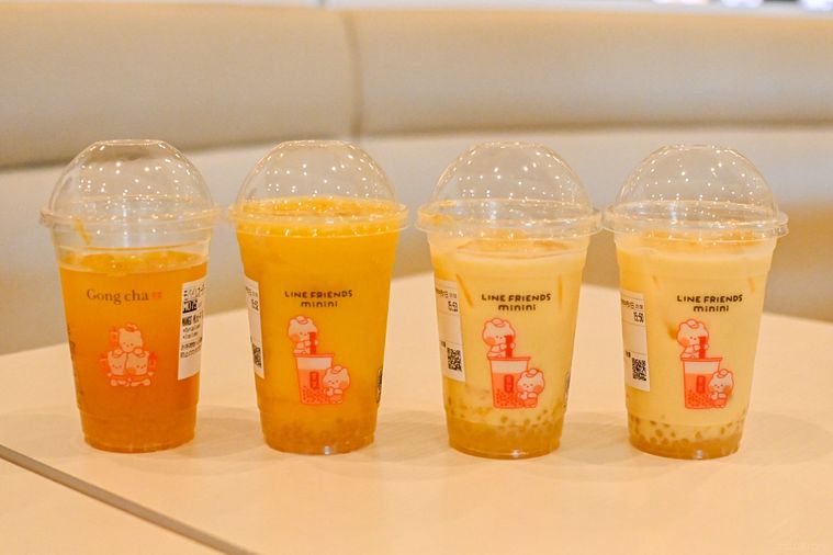 ドリンクが4種並んでいるところ